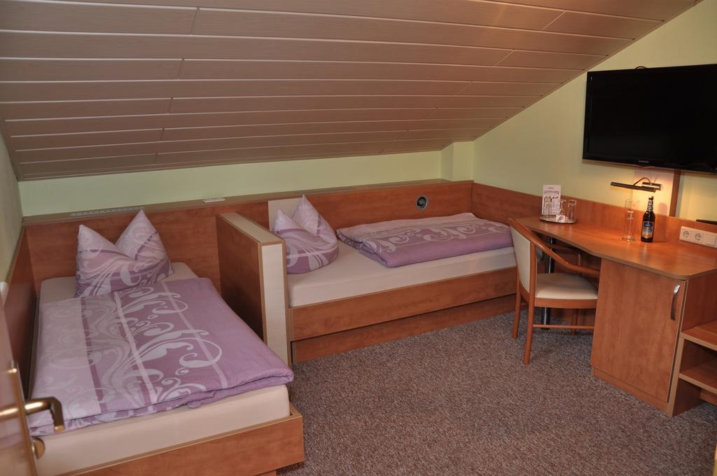 Cafe Hoyer Pension Und Appartements 로딕스도프 외부 사진