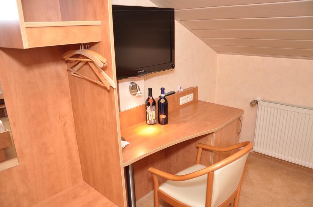 Cafe Hoyer Pension Und Appartements 로딕스도프 외부 사진